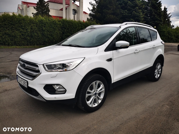 Ford Kuga 1.5 EcoBoost 2x4 Titanium
