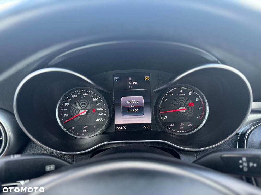 Mercedes-Benz Klasa C 200 4-Matic 7G-TRONIC - 9
