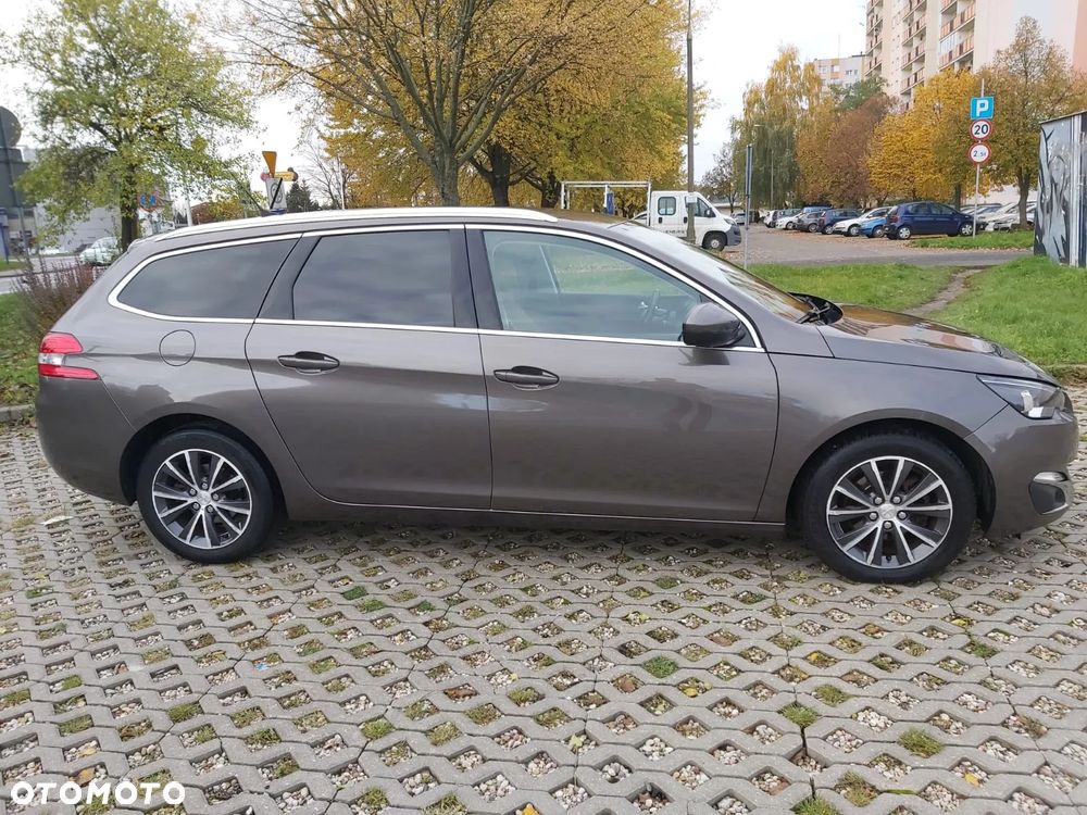 Peugeot 308 1.6 e-HDi Allure S&S - 6