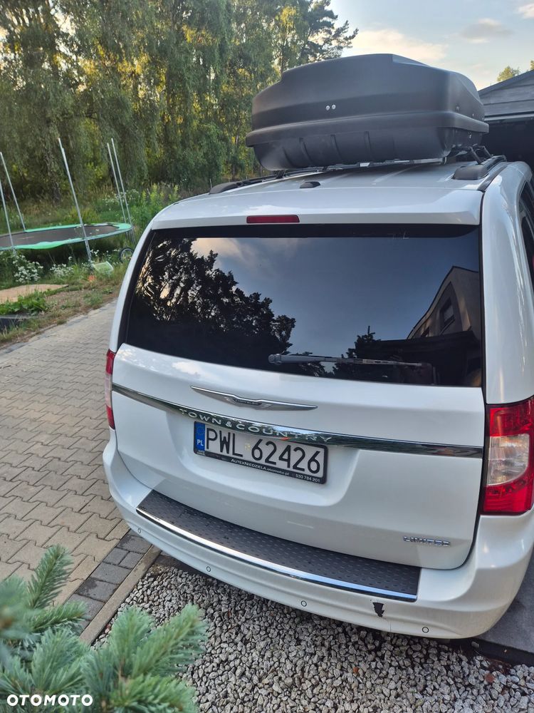 Chrysler Town & Country 3.6 Limited - 5