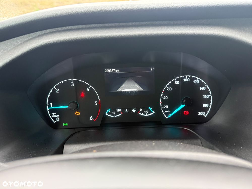 Ford Transit L4 RWD Trend - 10