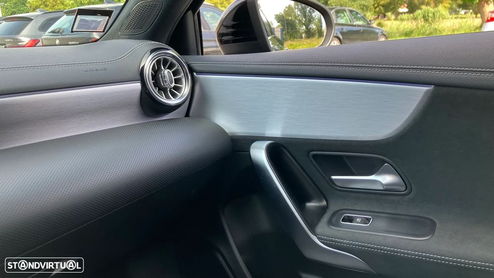 Mercedes-Benz A 180 d AMG Line Aut. - 24