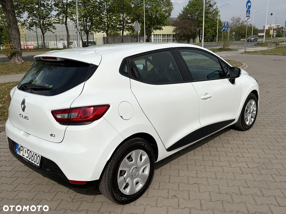 Renault Clio - 7