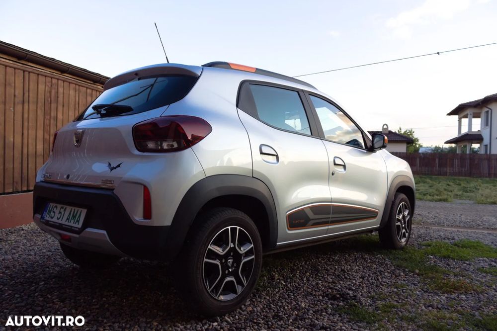 Dacia Spring Expression - 5