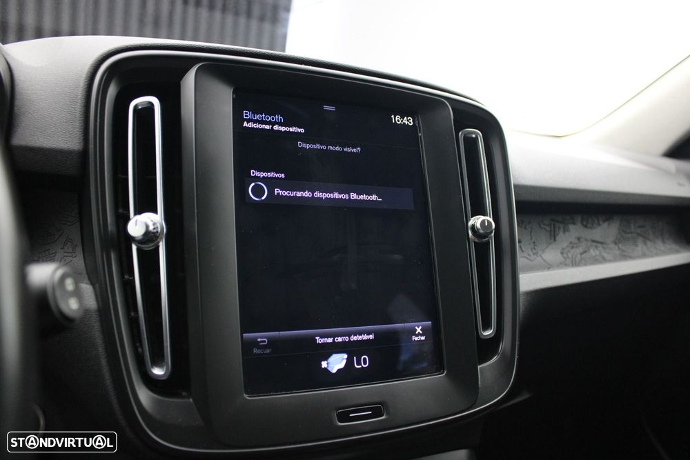 Volvo XC 40 1.5 T2 Momentum Core - 17