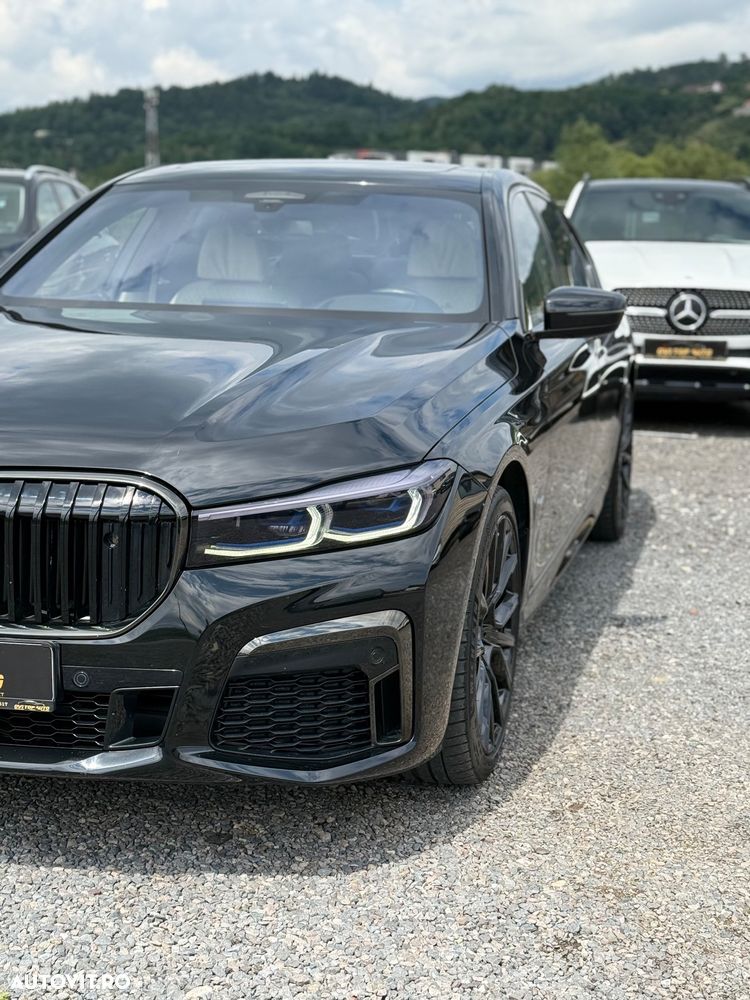 BMW Seria 7 750i xDrive - 9