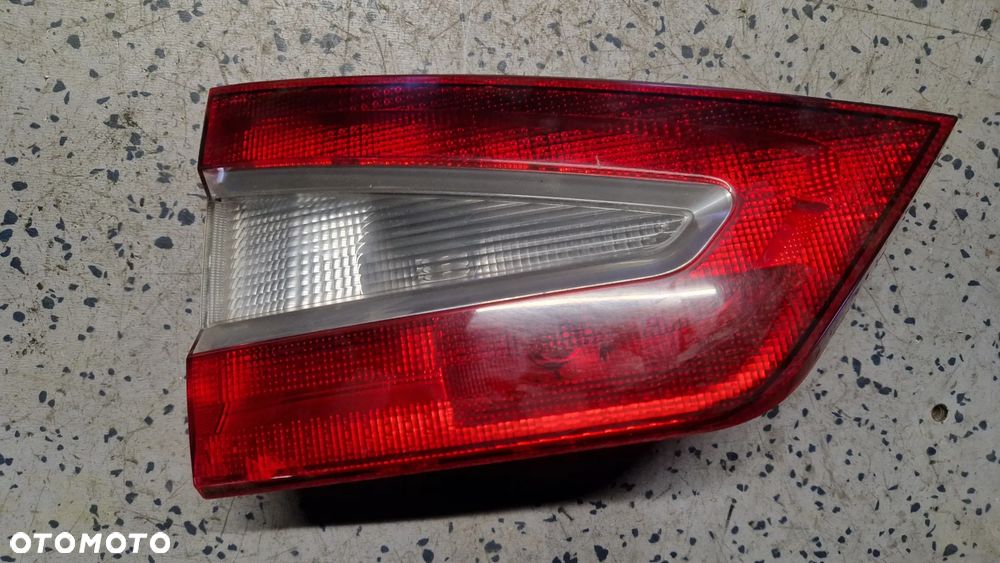 FORD GALAXY 3 LAMPA TYŁ LEWA NA KLAPĘ - 2