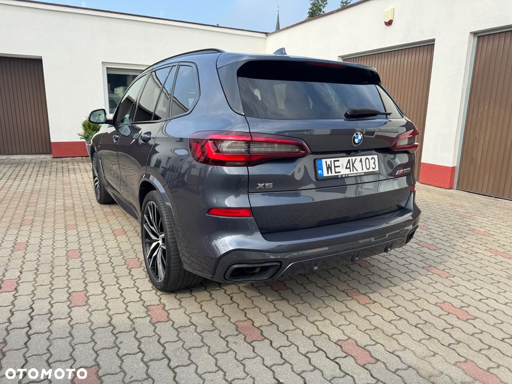 BMW X5 M50i - 6