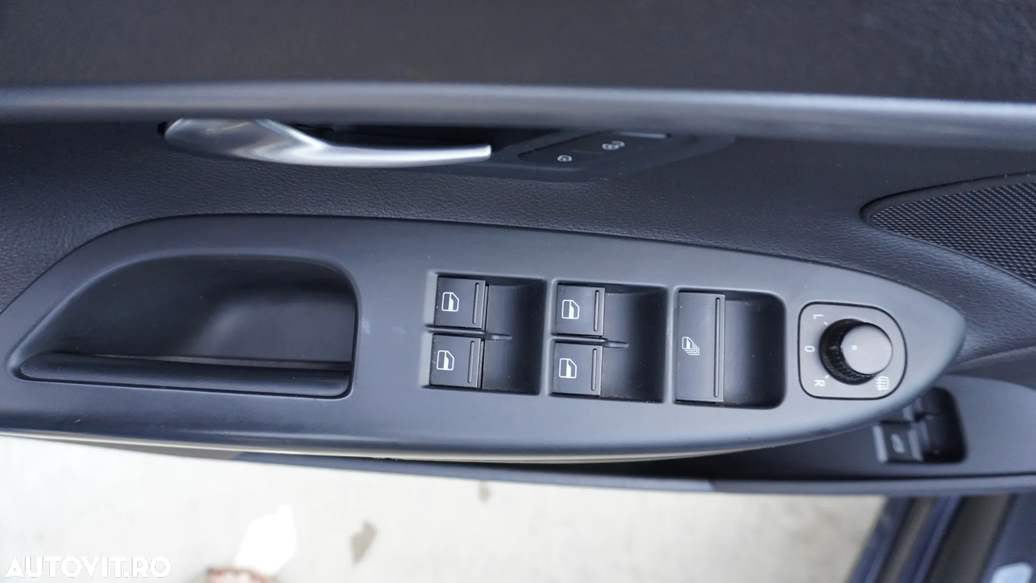 Volkswagen Eos 2.0 TDI - 11