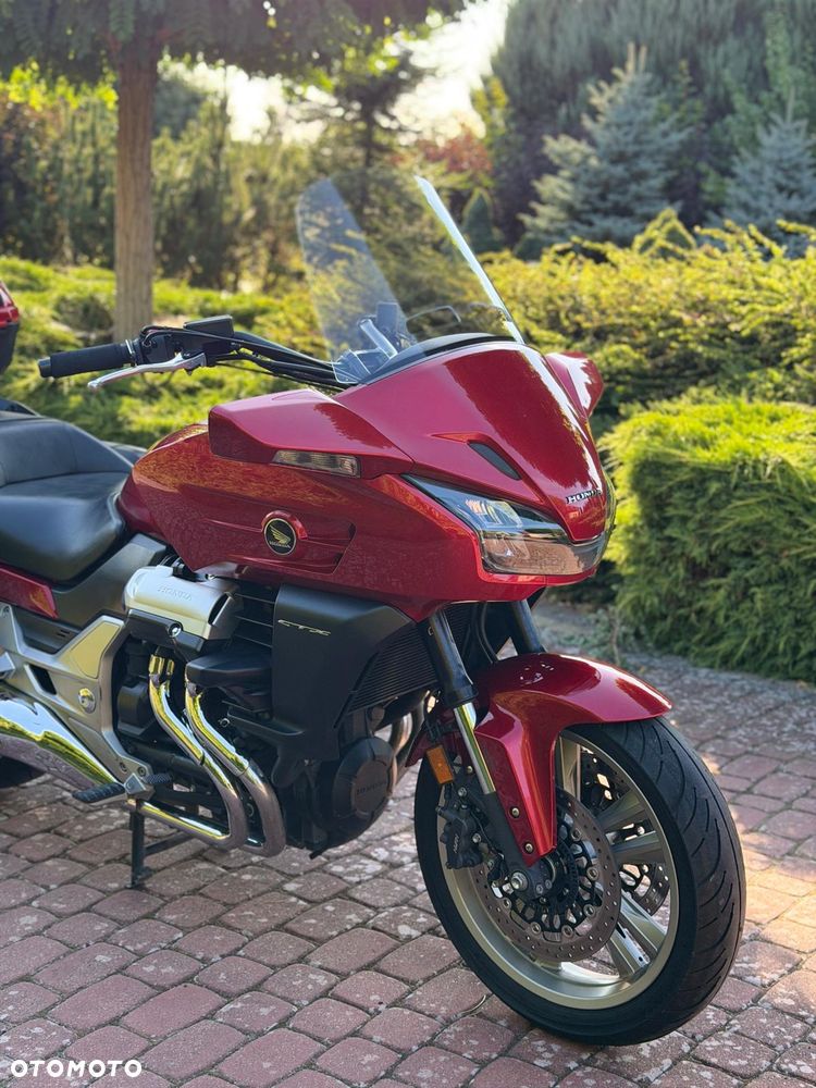 Honda CTX - 3