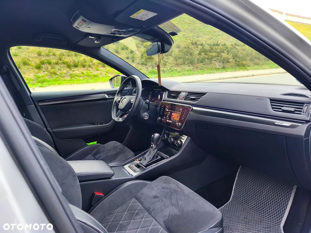 Skoda Superb 2.0 TSI Sportline DSG - 29