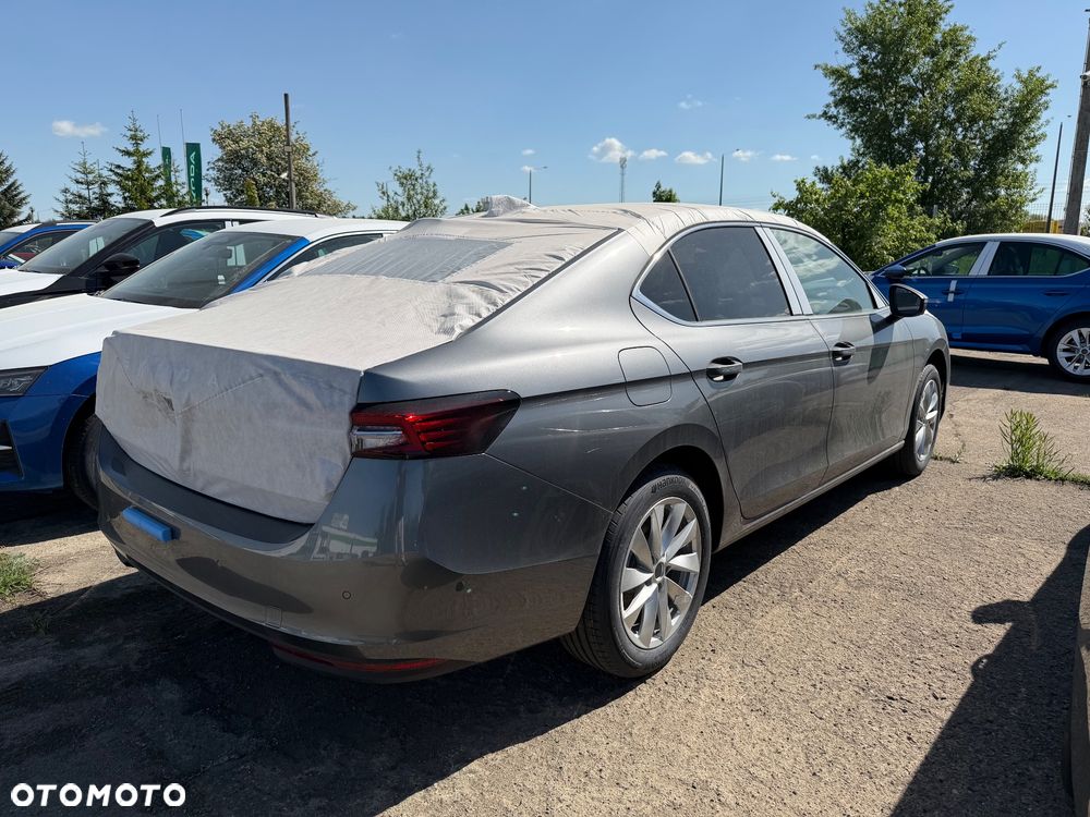 Skoda Superb 2.0 TSI Drive DSG - 4