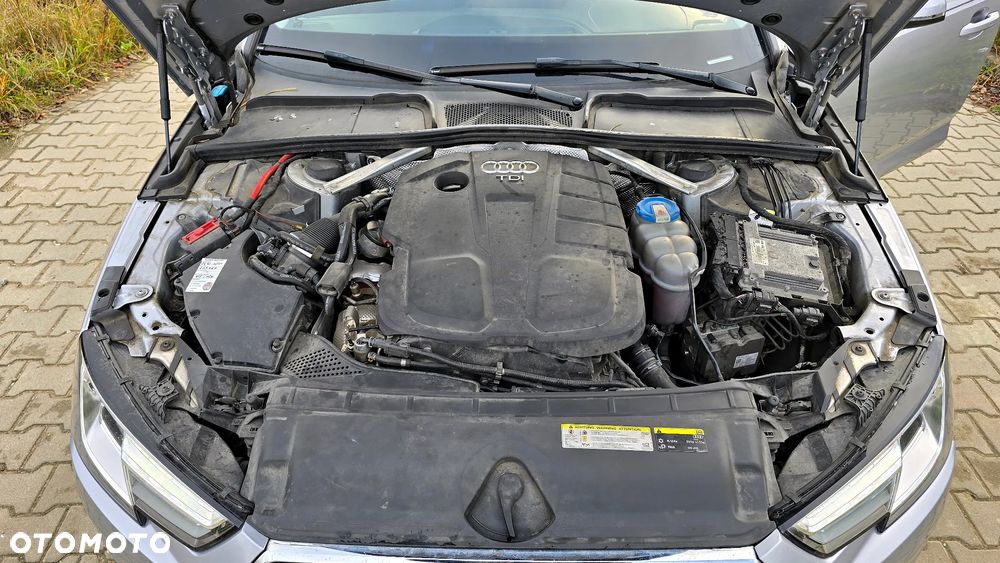 Audi A4 Avant 2.0 TDI S tronic - 29