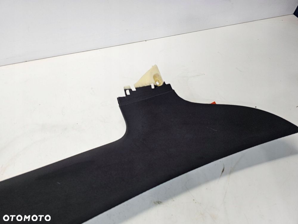 OSŁONA SŁUPKA D LEWA AUDI A6 C6 SEDAN 4F5867245D 1MB - 2