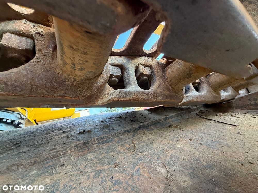 Komatsu PC240LC-11 - 10