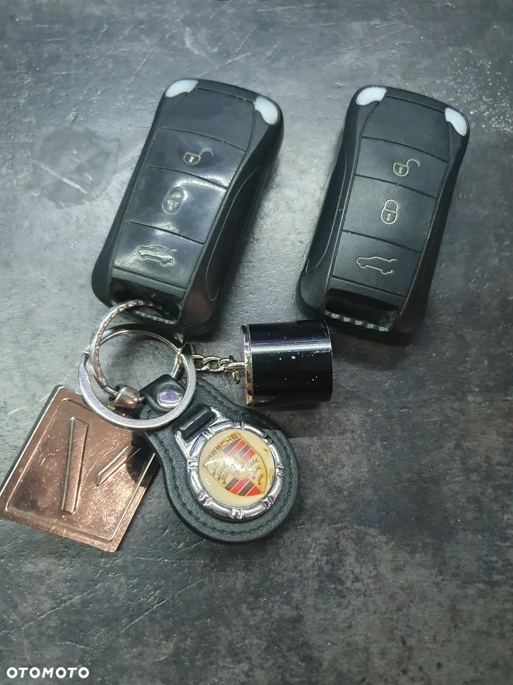 Porsche Cayenne - 18