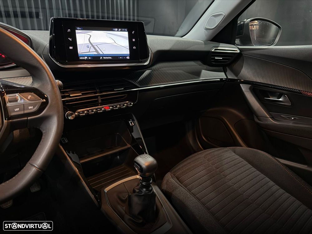 Peugeot 2008 1.2 PureTech Active Pack - 14