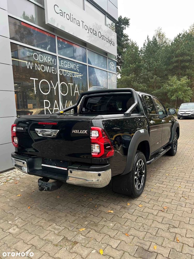 Toyota Hilux - 4