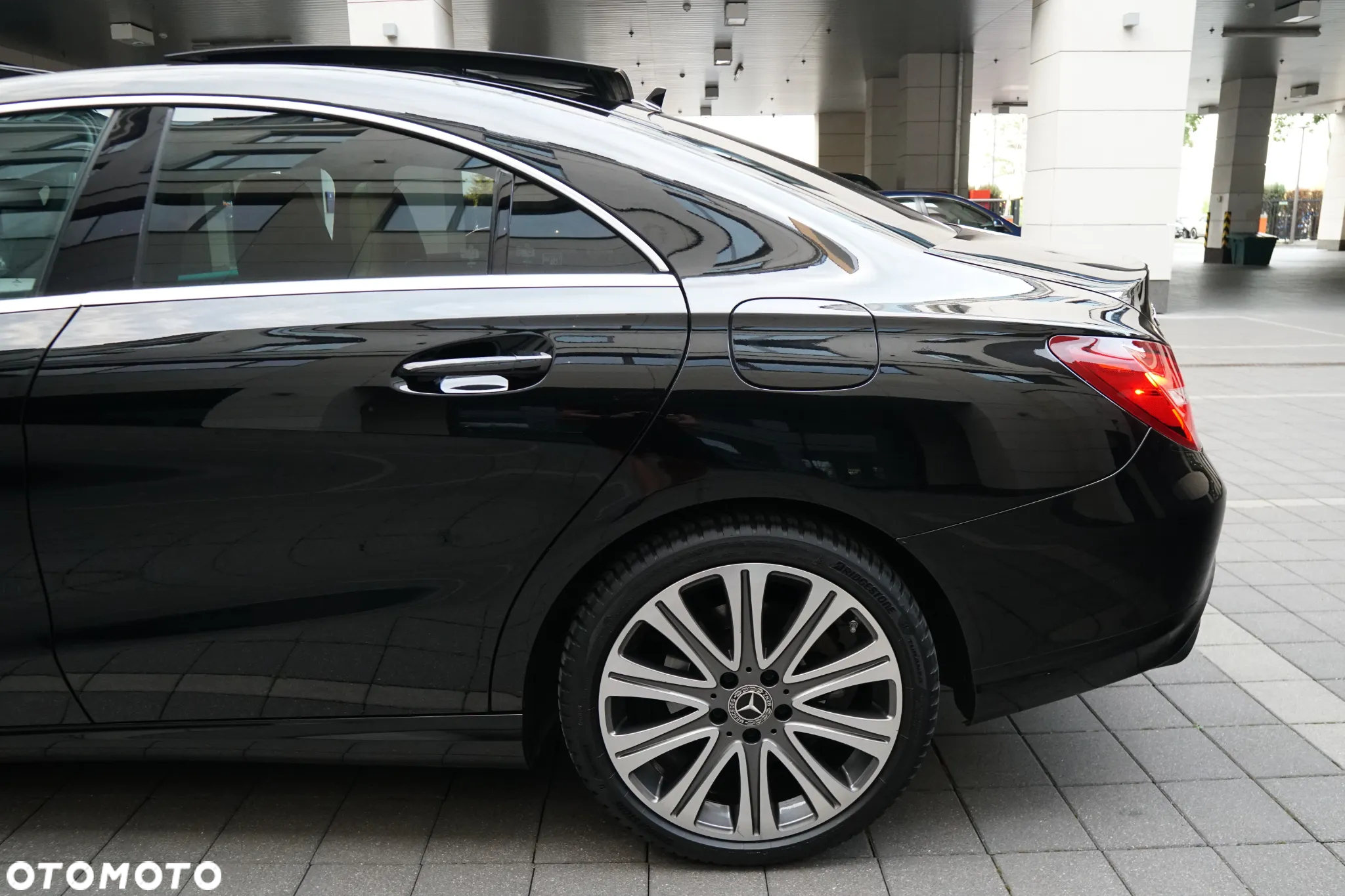 Mercedes-Benz CLA 250 4-Matic - 14
