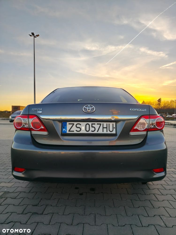 Toyota Corolla - 6