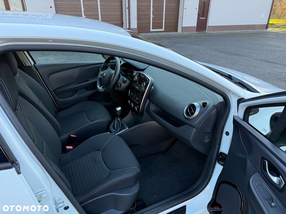 Renault Clio 1.2 16V Limited - 8