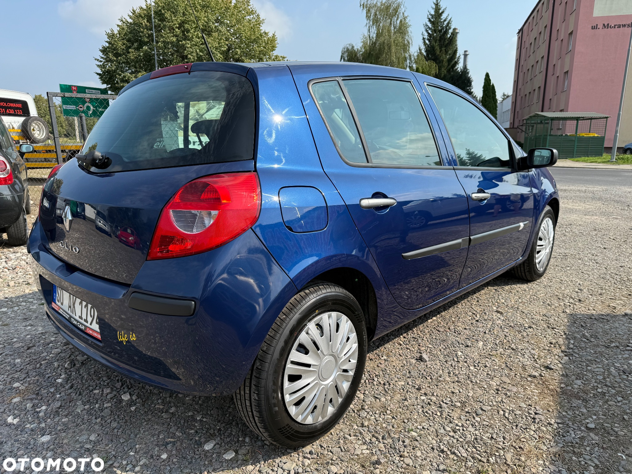 Renault Clio - 11