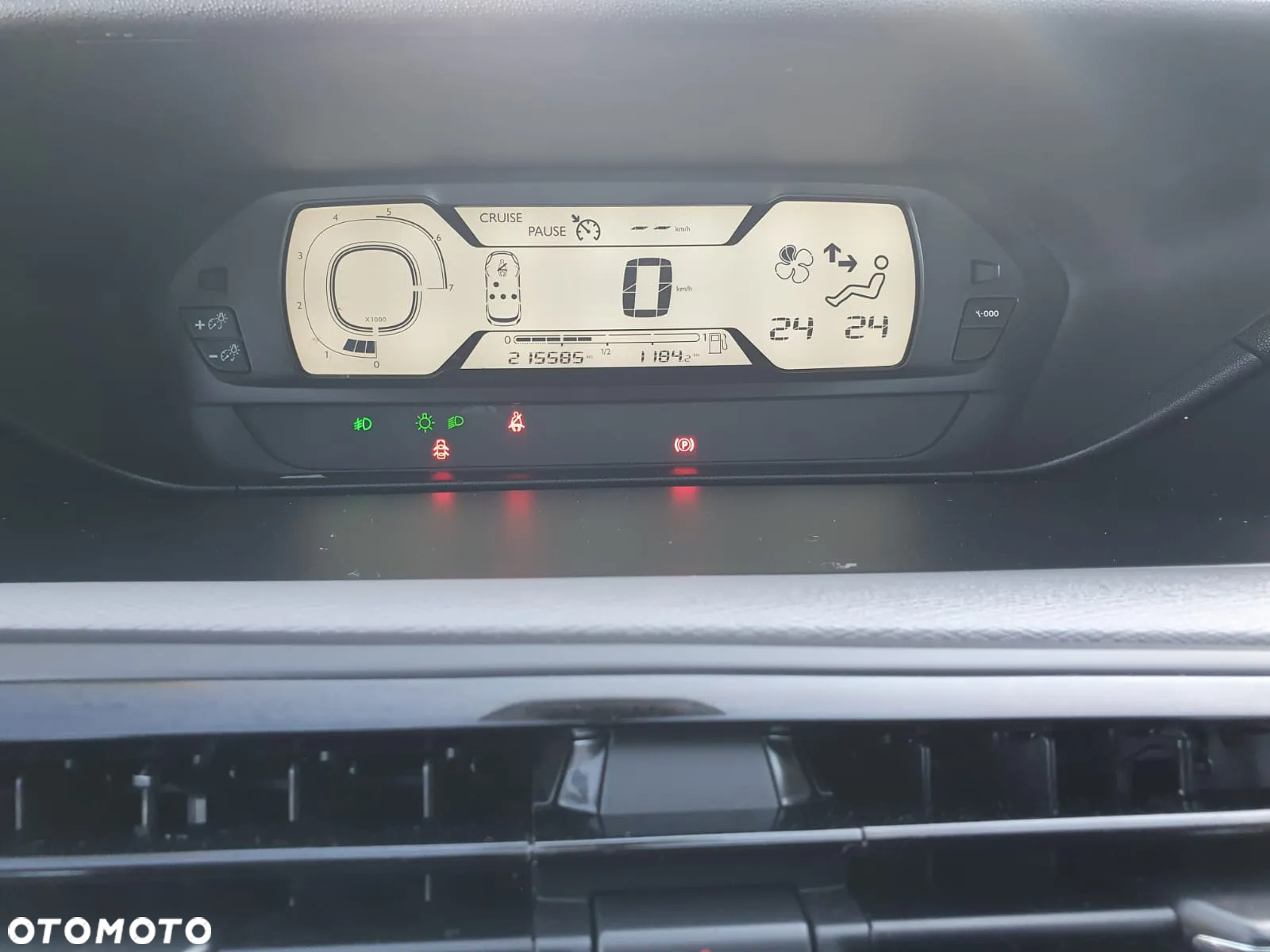 Citroën C4 Picasso 1.6 e-HDi Attraction - 19