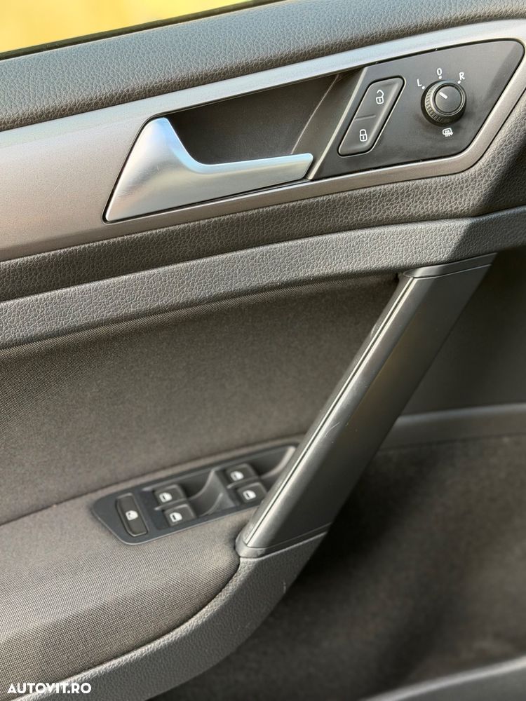 Volkswagen Golf - 7