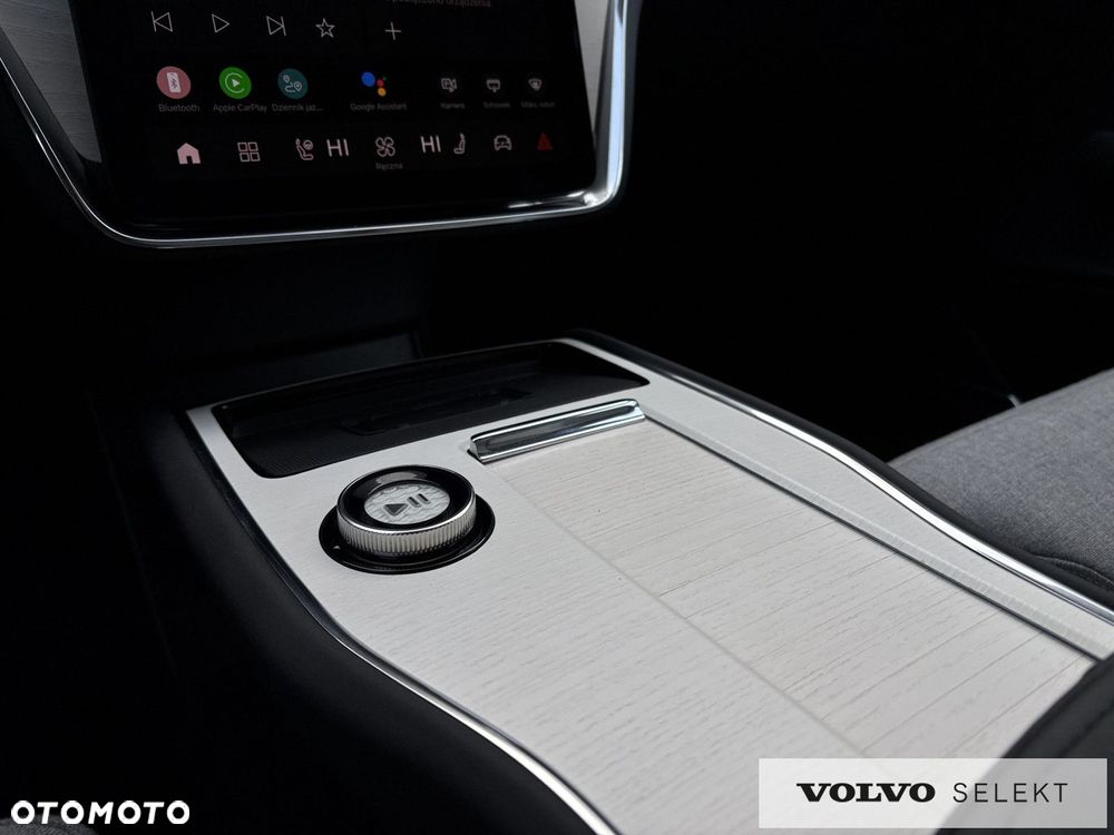 Volvo EX90 - 18