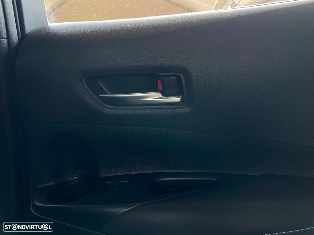 Toyota Corolla 1.8 Hybrid Comfort - 12