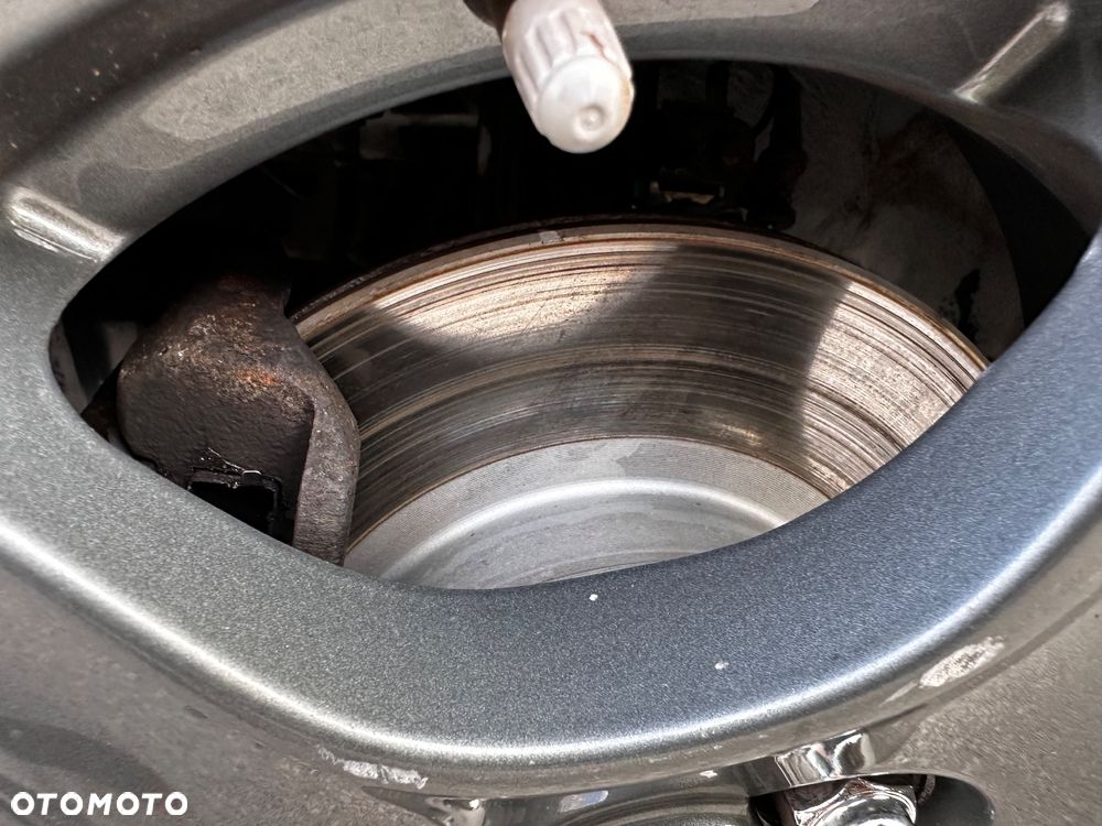 Hyundai i10 1.2 Fifa World Cup Edition - 39