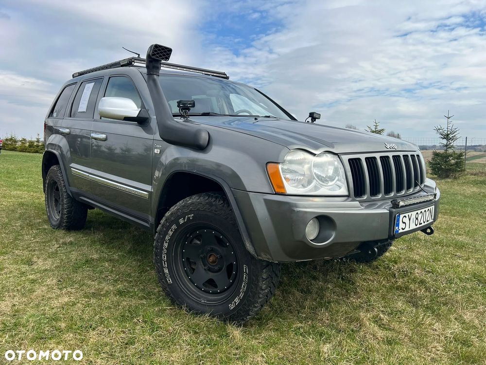 Jeep Grand Cherokee - 1