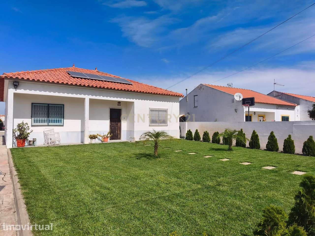 Moradia Isolada T4+1 Térrea em Samora Correia, com excelentes áreas e - Grande imagem: 2/60