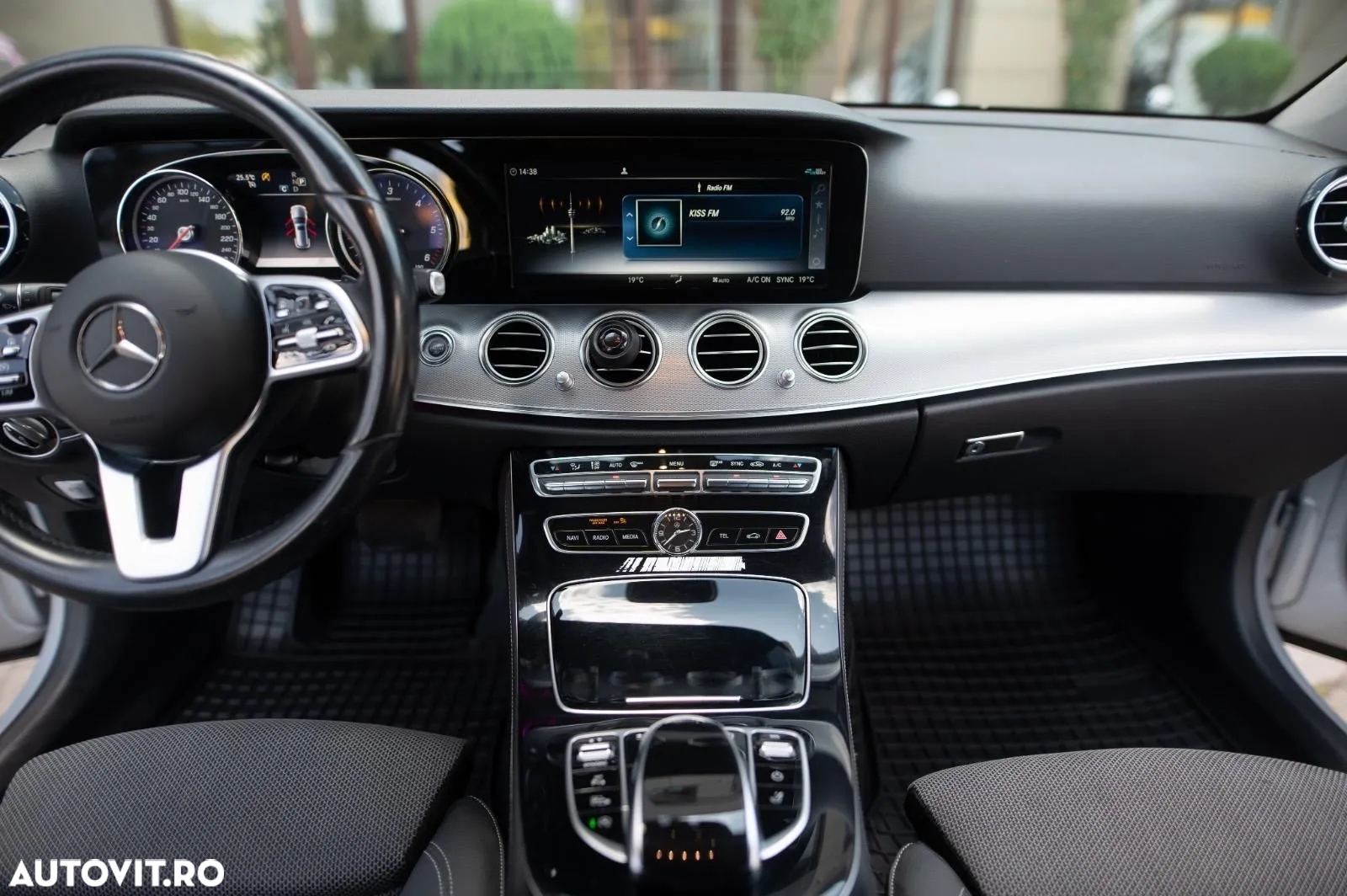 Mercedes-Benz E 220 d T-Modell Aut. - 9