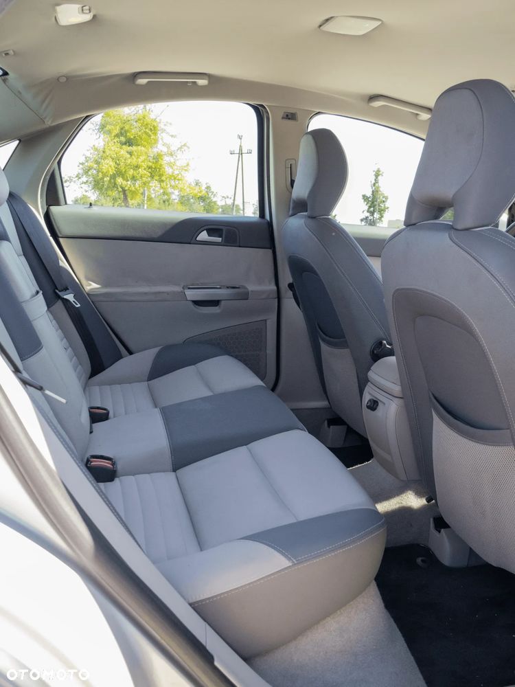 Volvo S40 2.4i Momentum - 15
