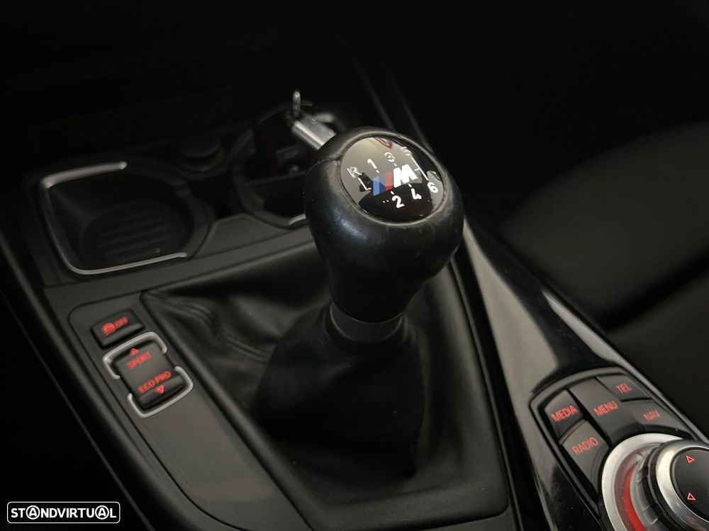 BMW 116 d Sport Line - 29