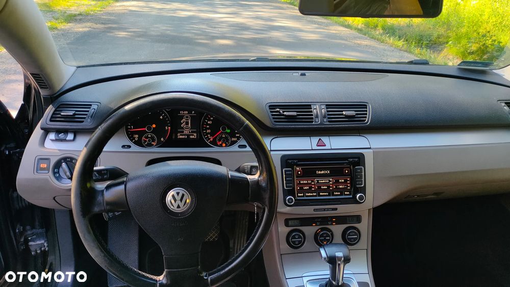 Volkswagen Passat 2.0 TDI DPF Comfortline DSG - 9