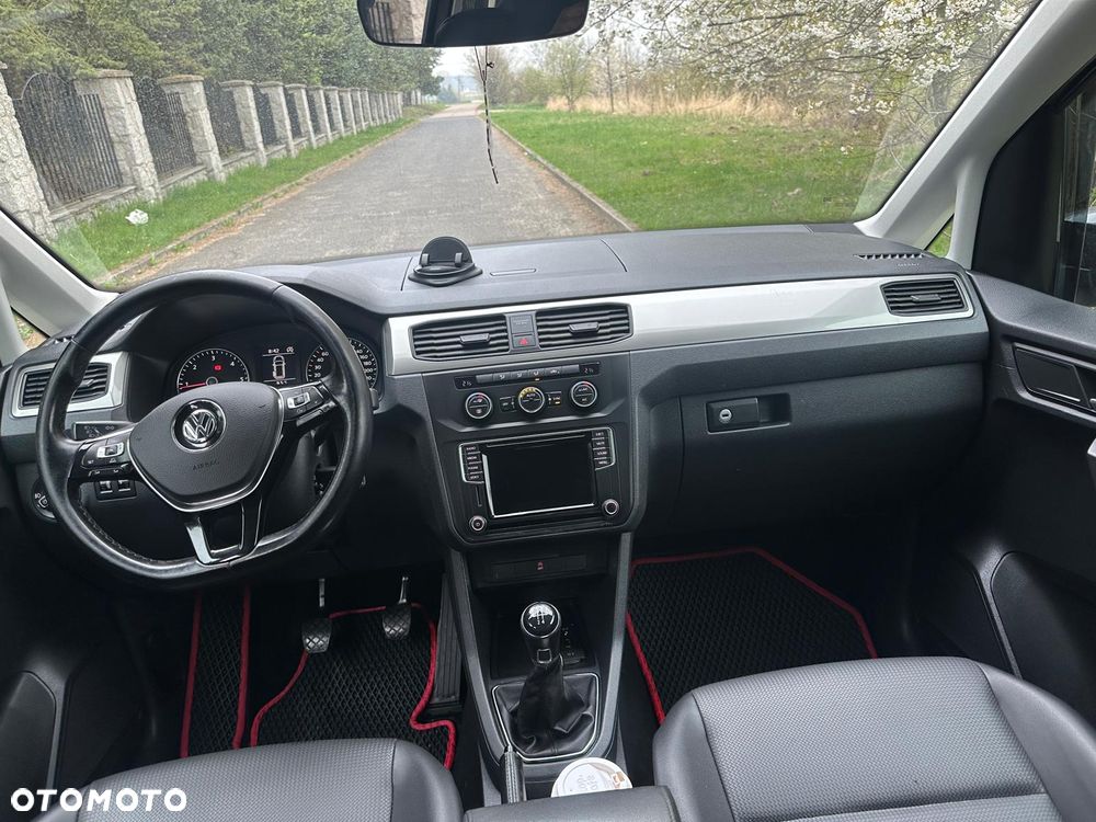 Volkswagen Caddy Maxi 2.0 TDI Trendline Mixt - 6