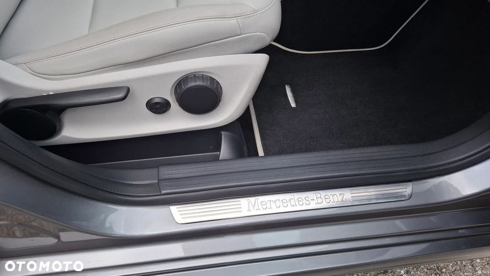 Mercedes-Benz Klasa B 180 BlueEFFICIENCY Edition 1 - 14
