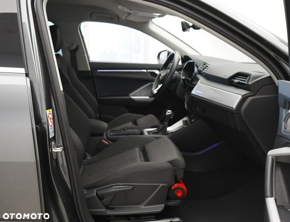 Audi Q3 Sportback - 21