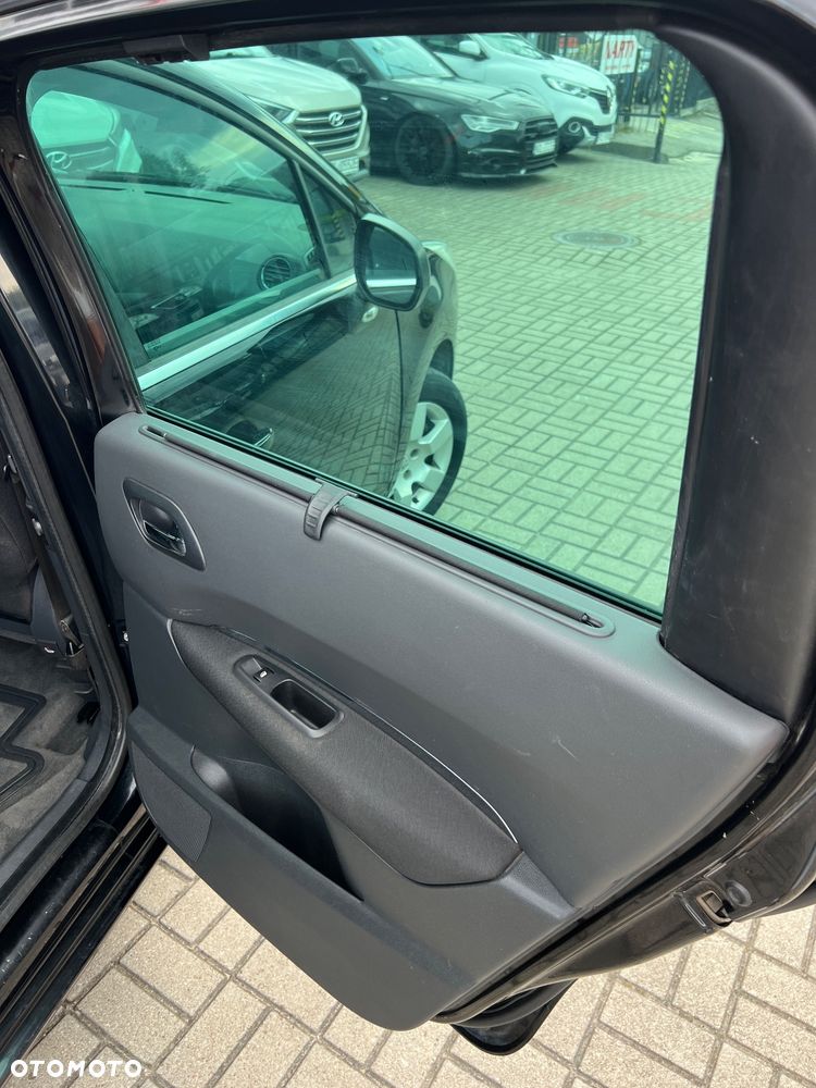 Peugeot 5008 - 17