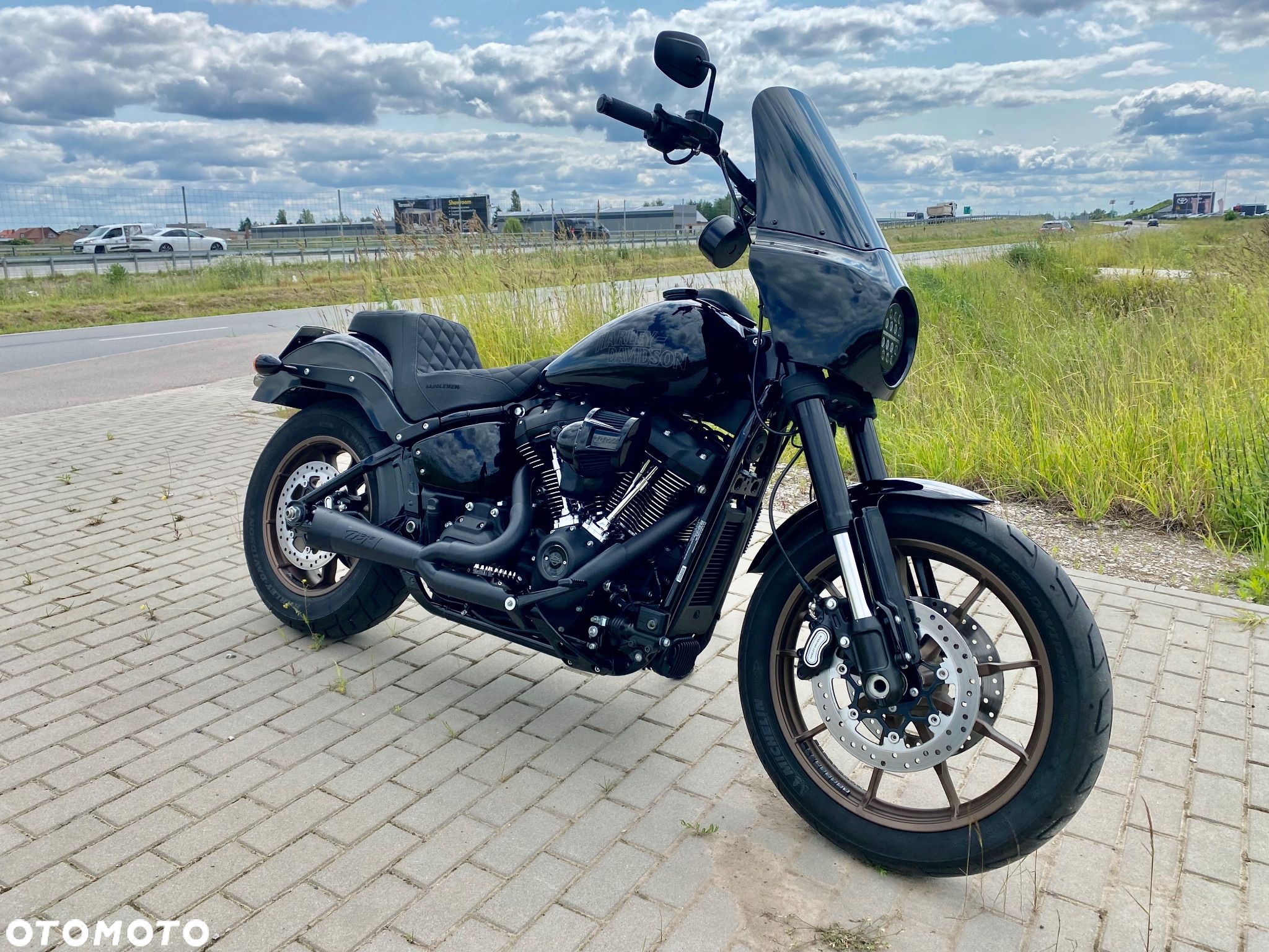 Harley-Davidson Softail Low Rider - 1