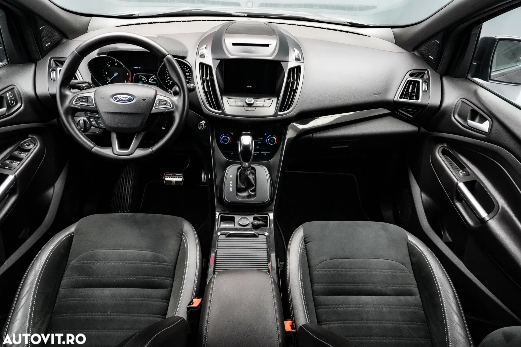 Ford Kuga 2.0 TDCi 4WD Powershift ST-Line - 7