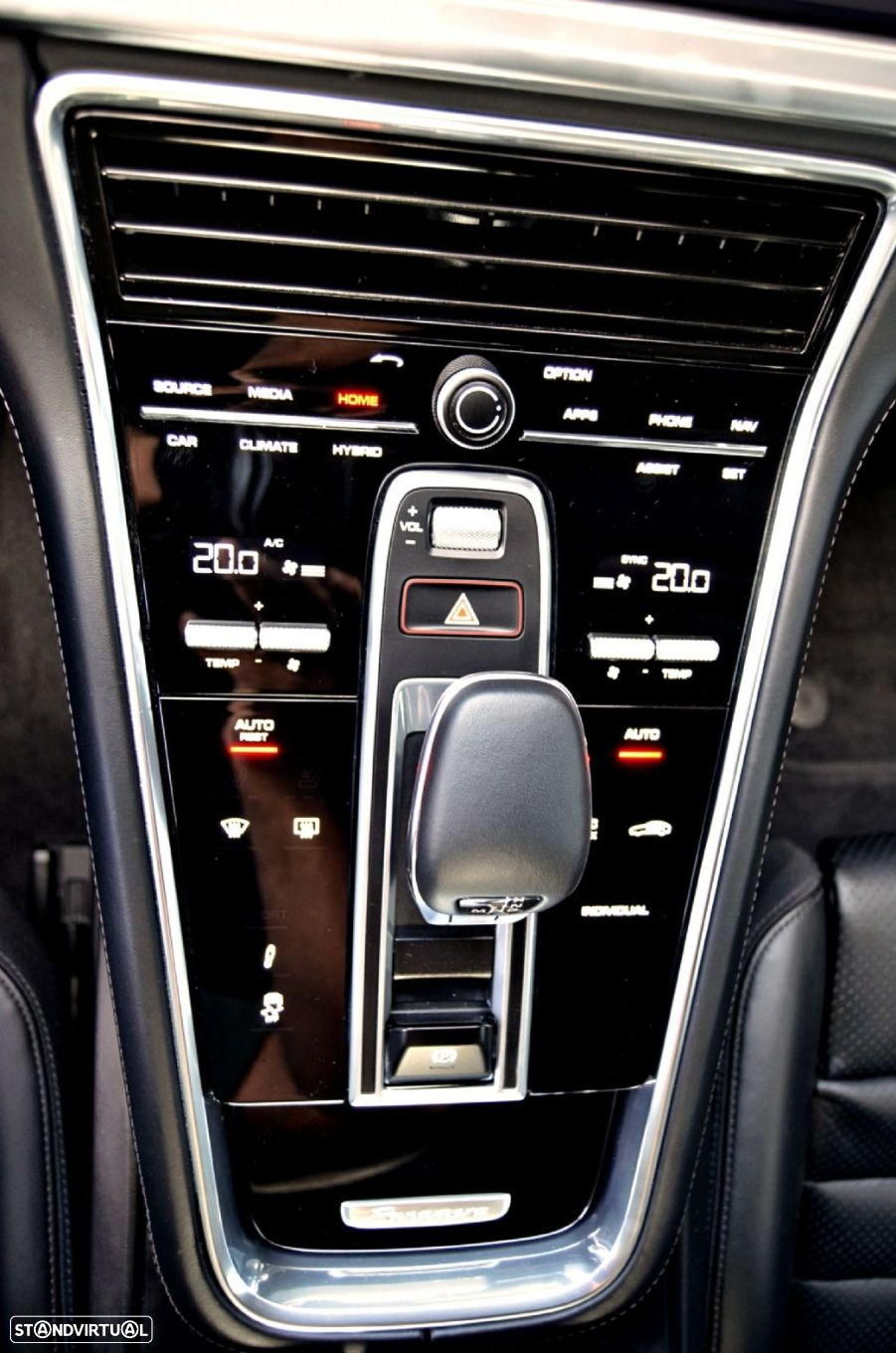 Porsche Panamera 4 E-Hybrid - 21