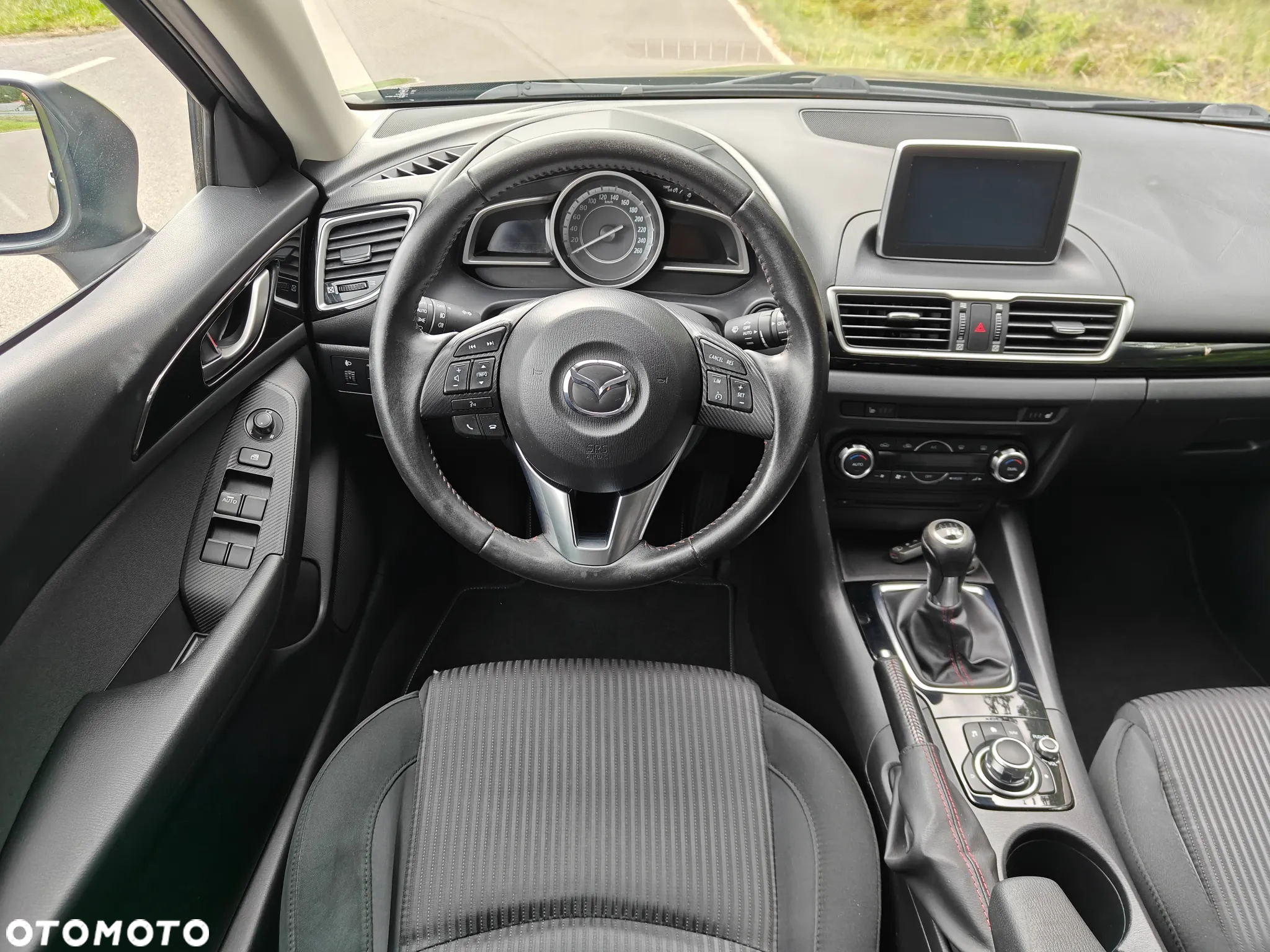 Mazda 3 - 25