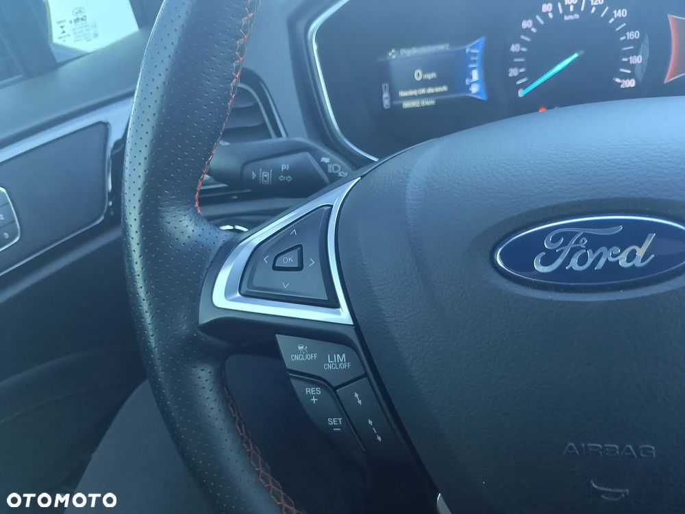 Ford Mondeo - 24