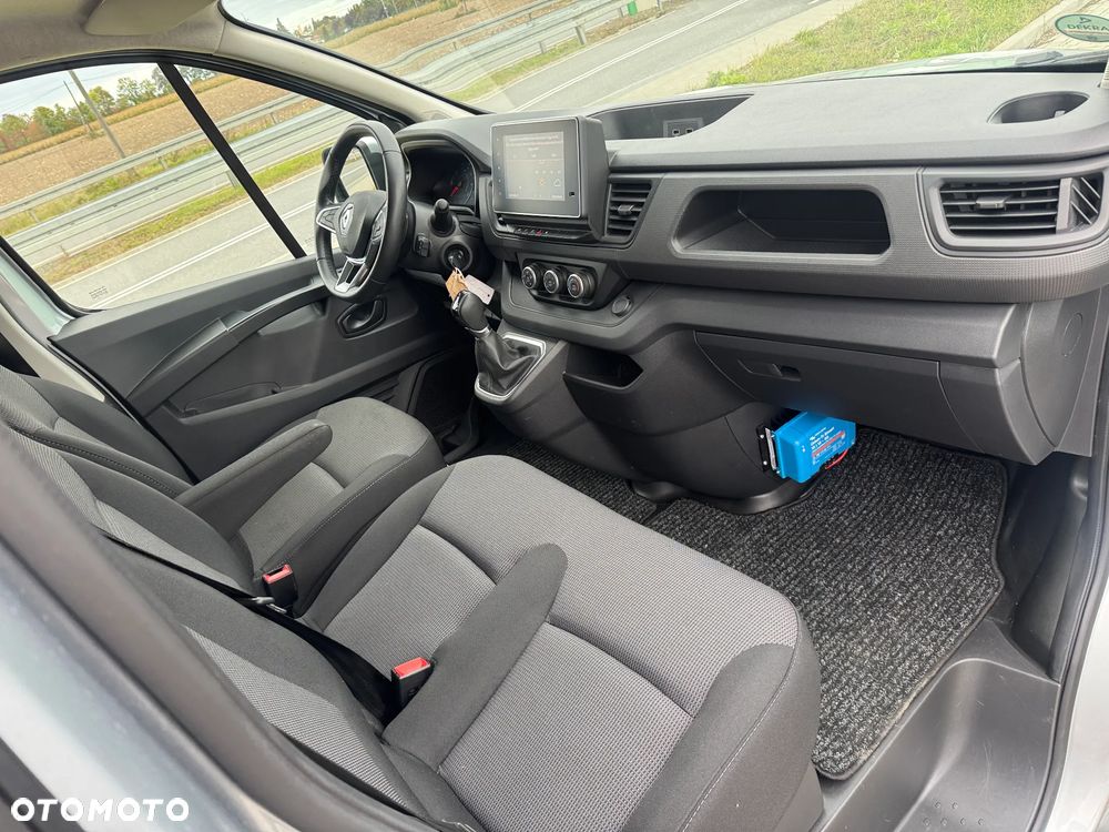 Renault TRAFIC - 4