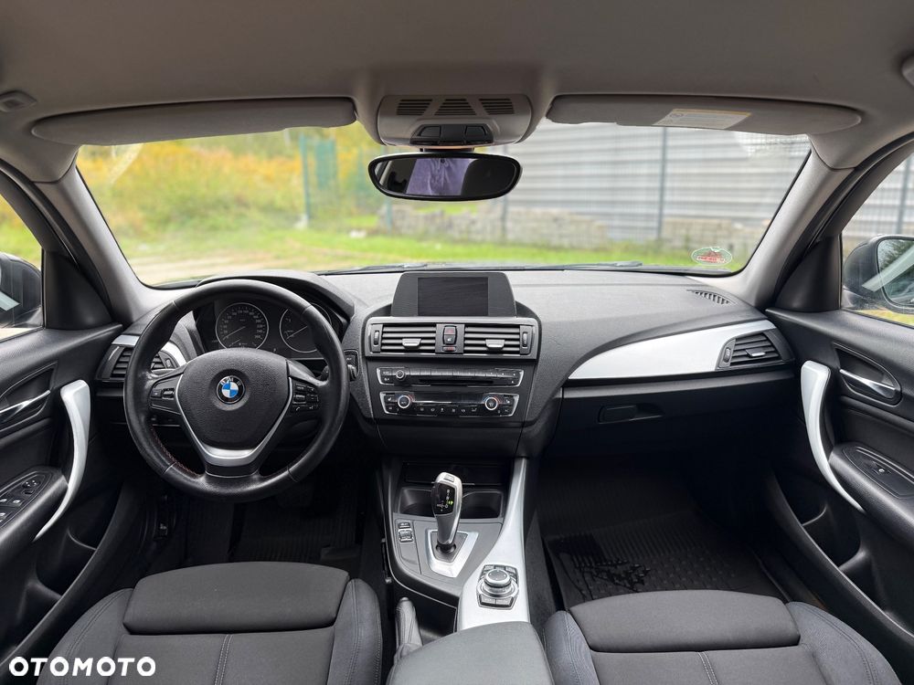 BMW Seria 1 118d Sport Line - 10