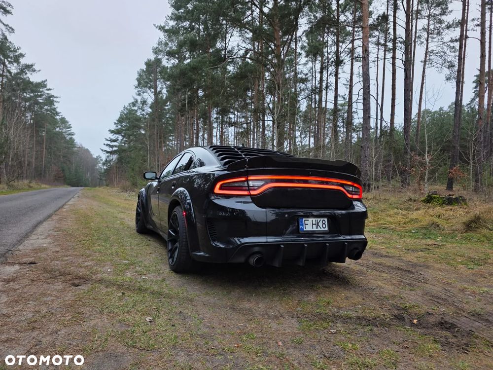 Dodge Charger ver-5-7-v8-rt - 4