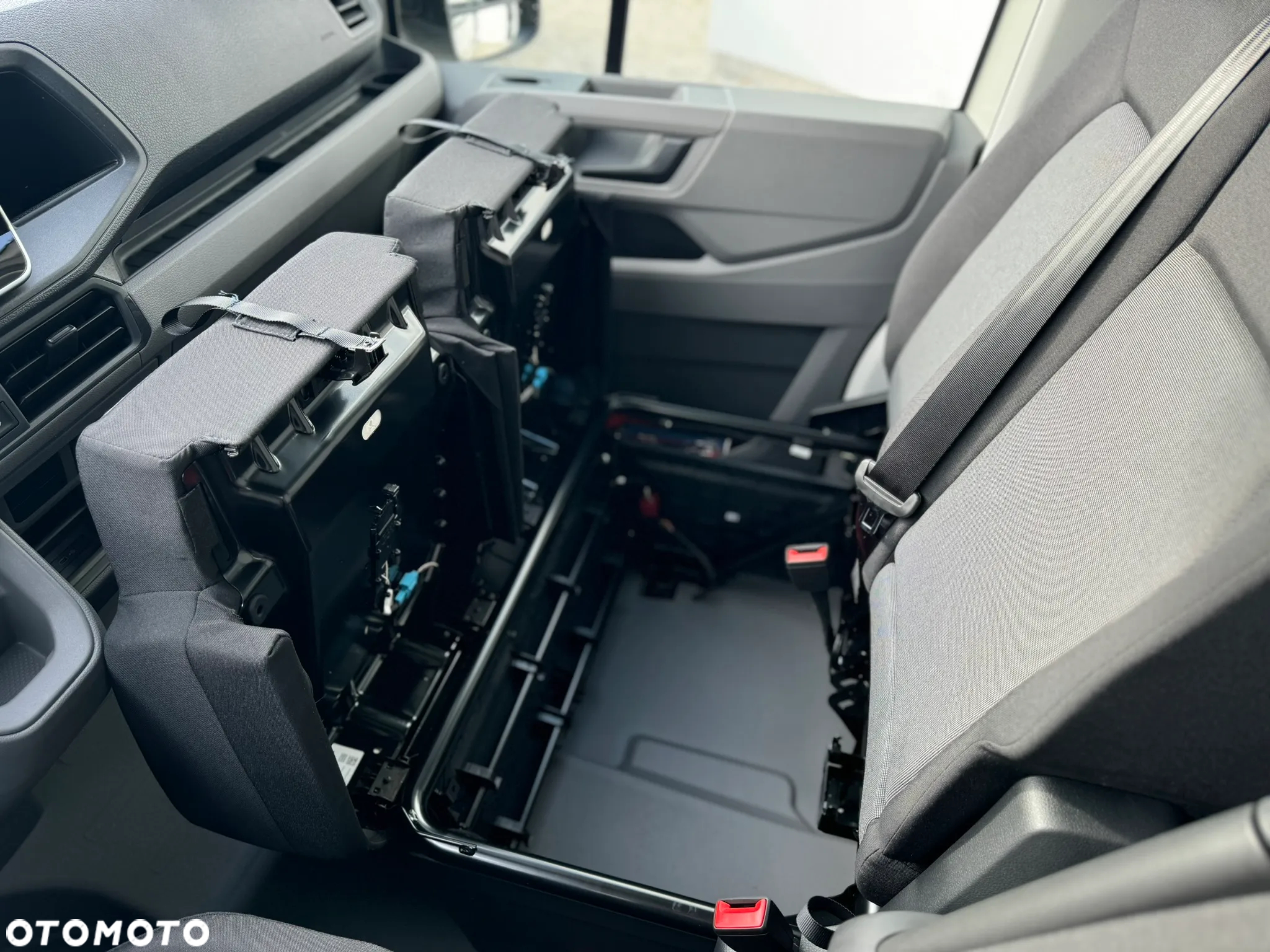 Volkswagen Crafter Furgon - 26